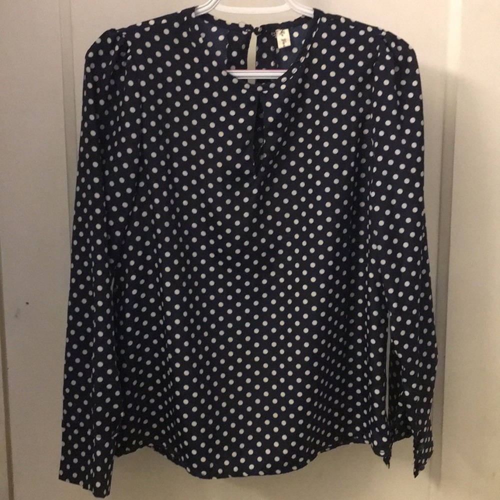 Polka dot blouse. Small.